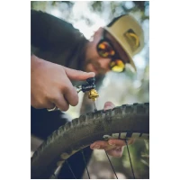 Lezyne TUBELESS CO2 BLASTER Akcesoria 2wheels.pl - have a bike day! 22