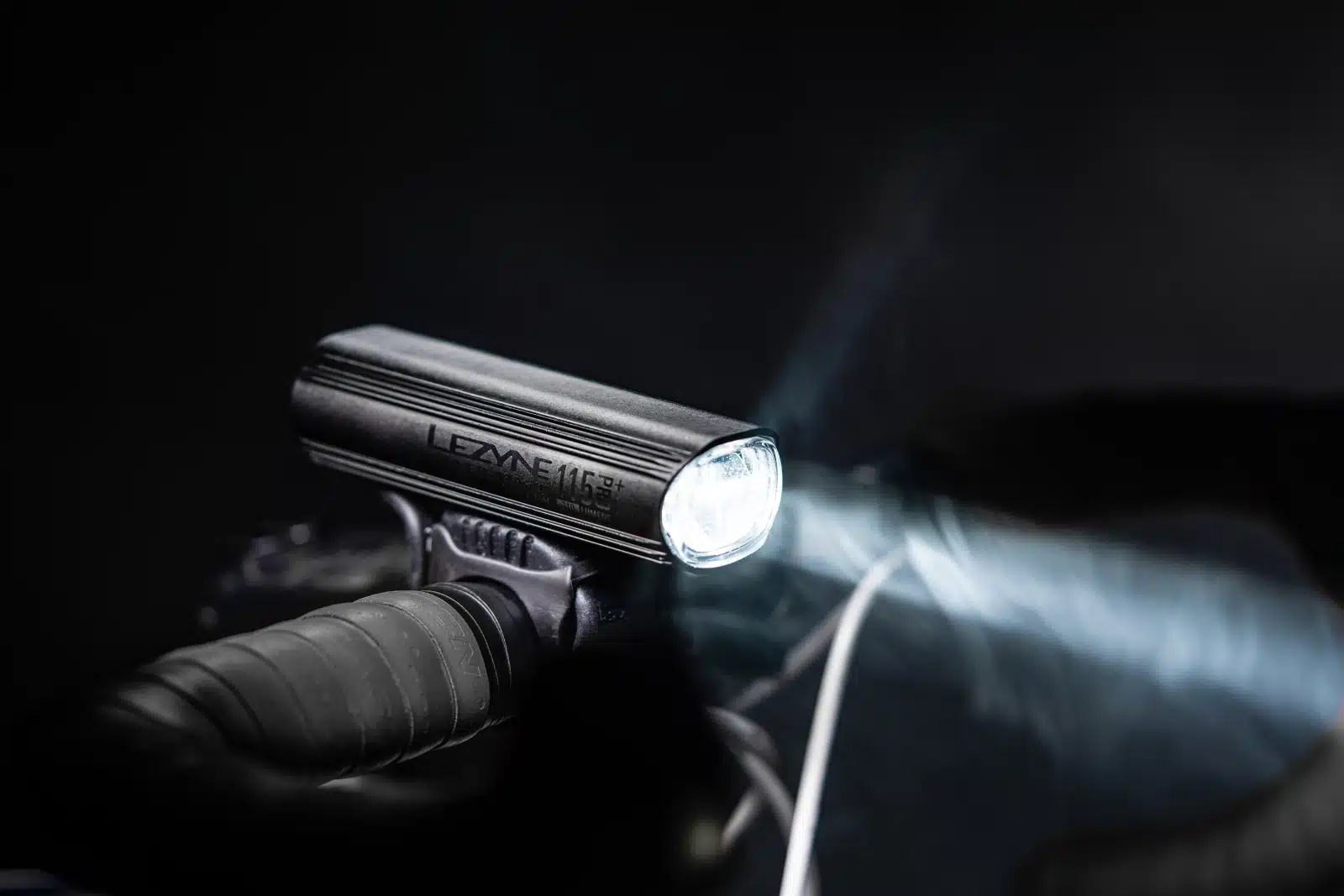 Lampa rowerowa przednia Lezyne POWER PRO 115+ STVZO Akcesoria 2wheels.pl - have a bike day! 8